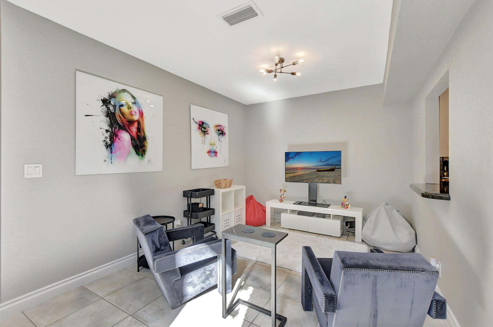 6650 Thornhill Court