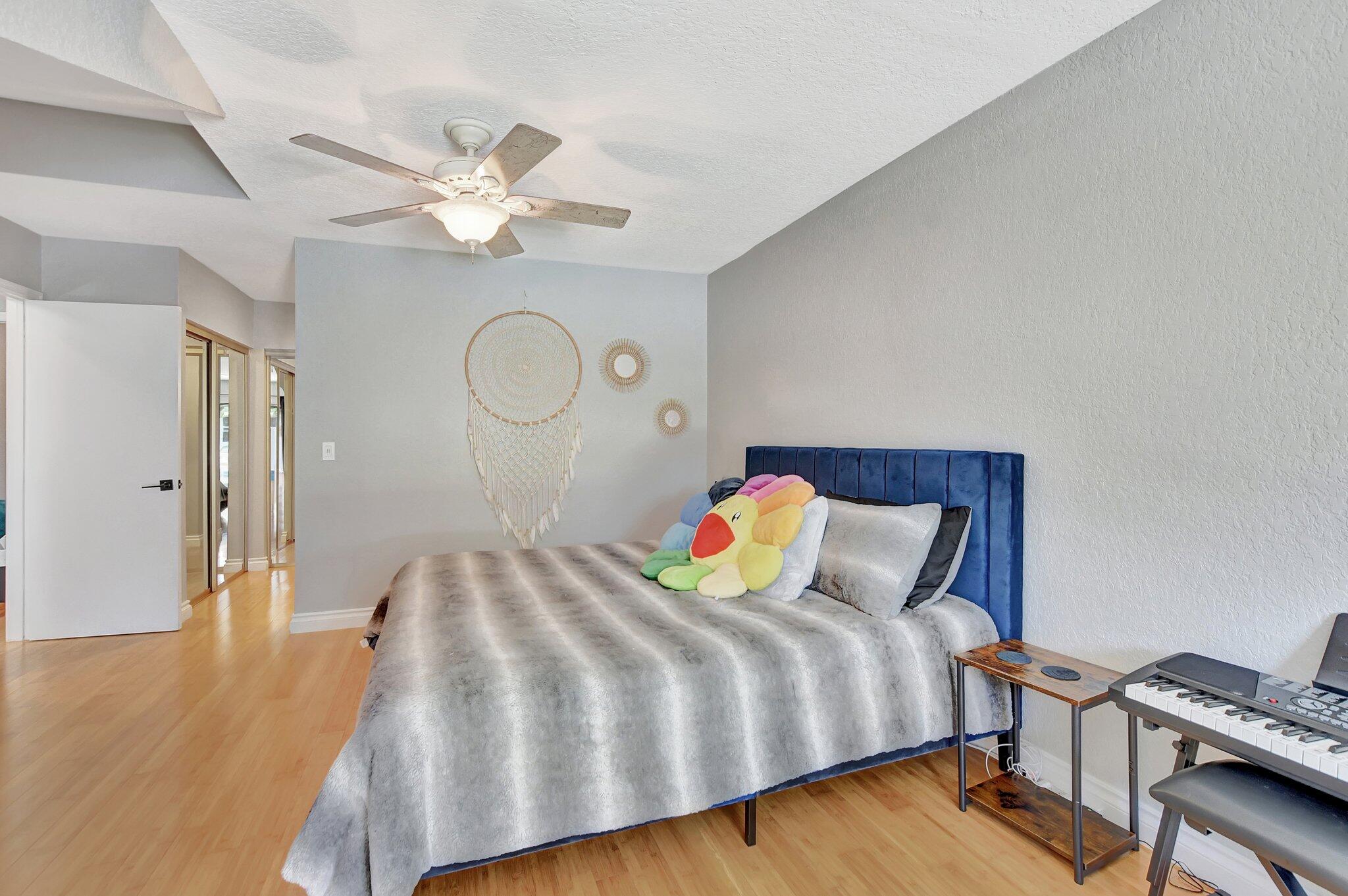 6650 Thornhill Court