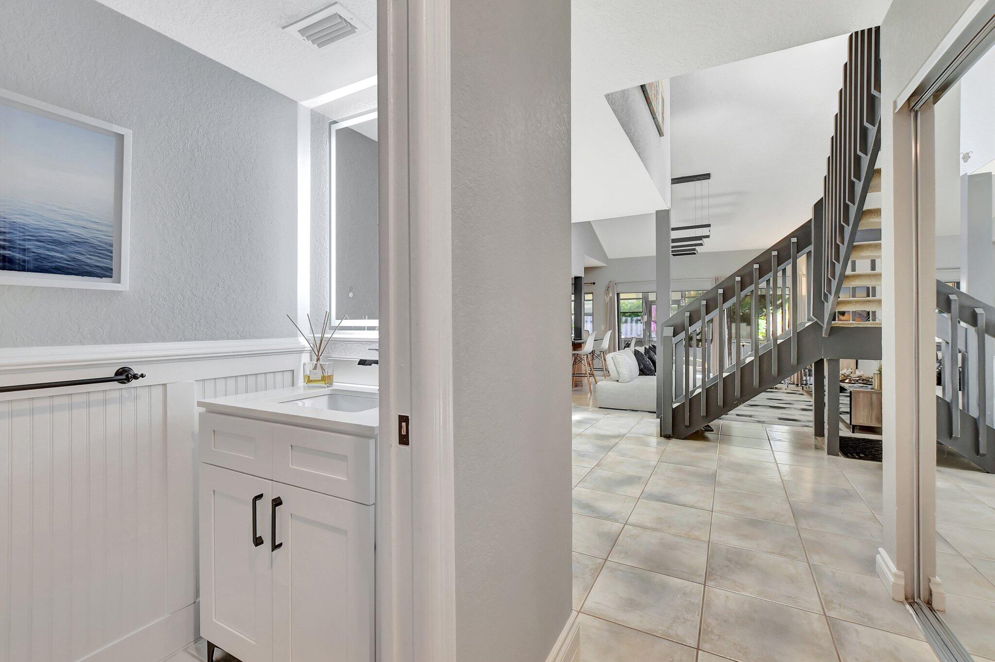 6650 Thornhill Court