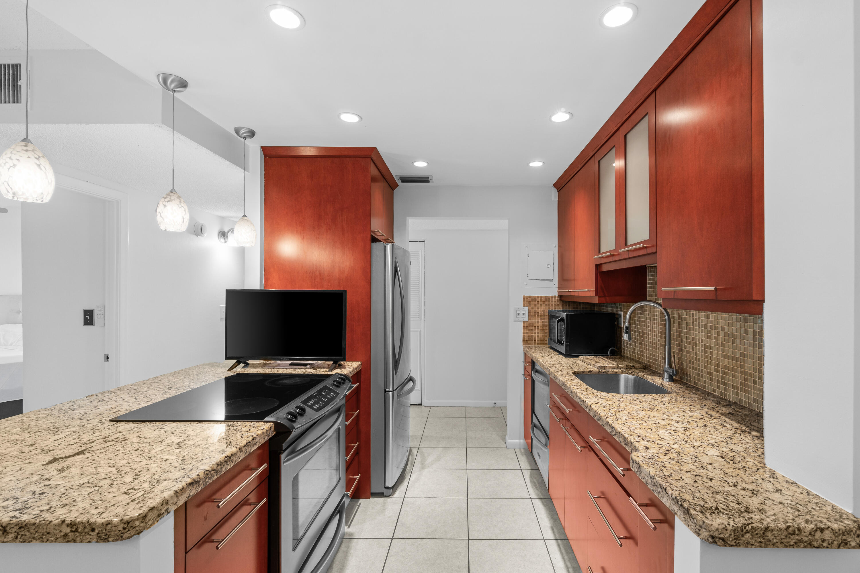 250 NE 20th Street 1220