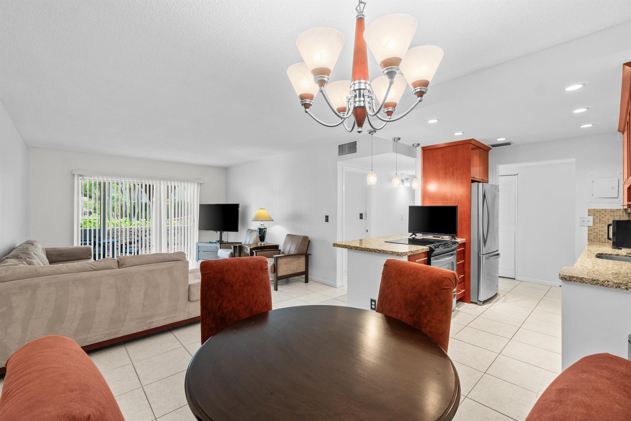 250 NE 20th Street 1220