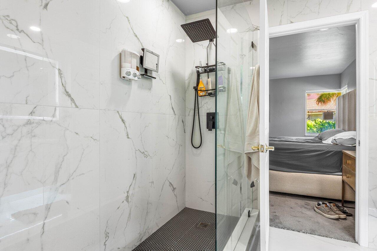 7572 Island Breeze Terrace