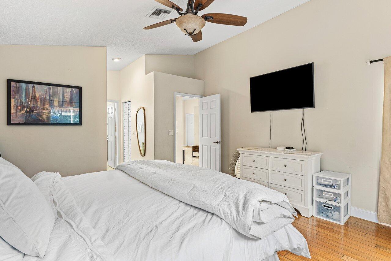 5350 Casa Real Drive