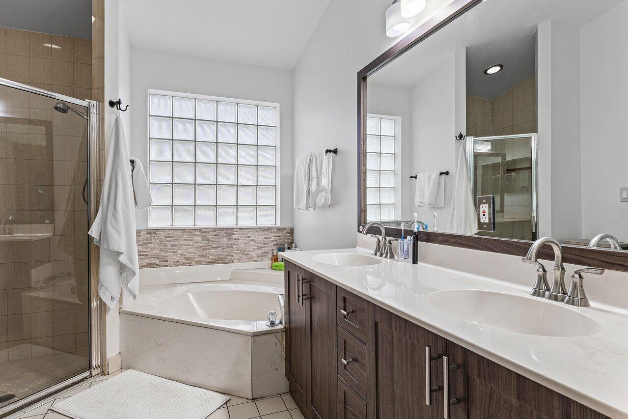 5350 Casa Real Drive