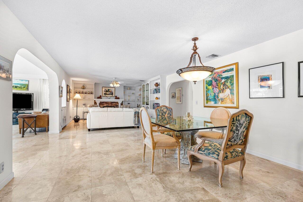 489 S Country Club Drive