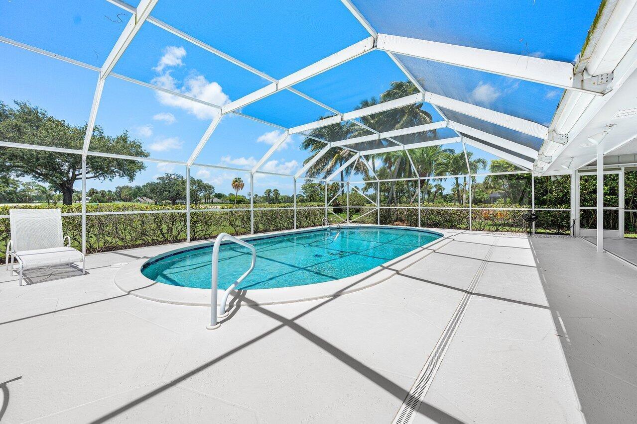 489 S Country Club Drive