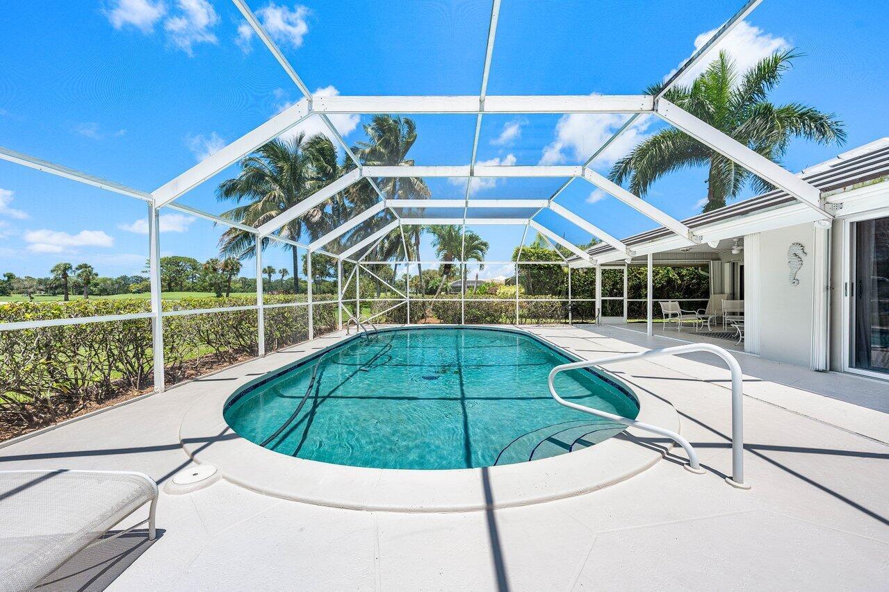 489 S Country Club Drive