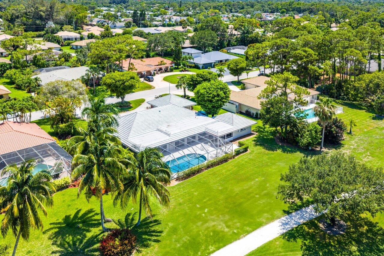 489 S Country Club Drive
