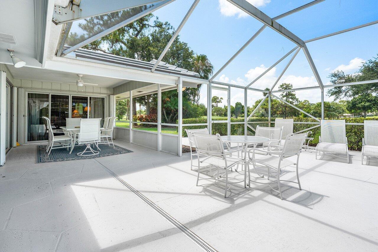 489 S Country Club Drive