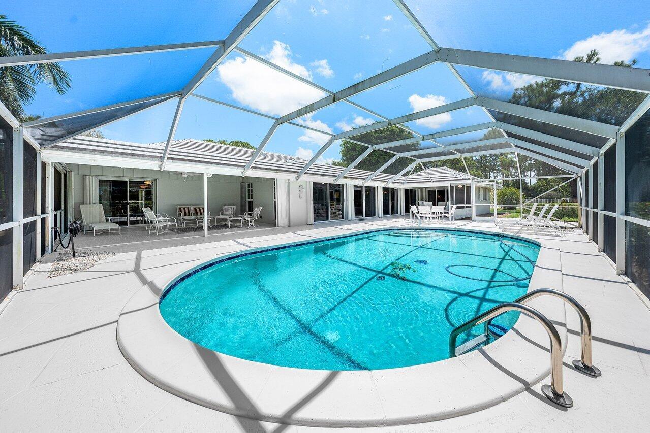 489 S Country Club Drive