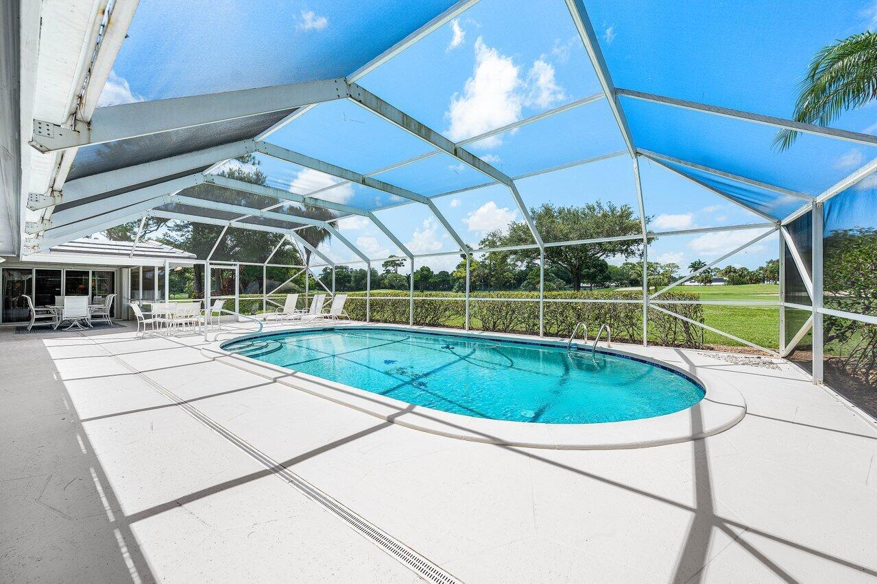 489 S Country Club Drive