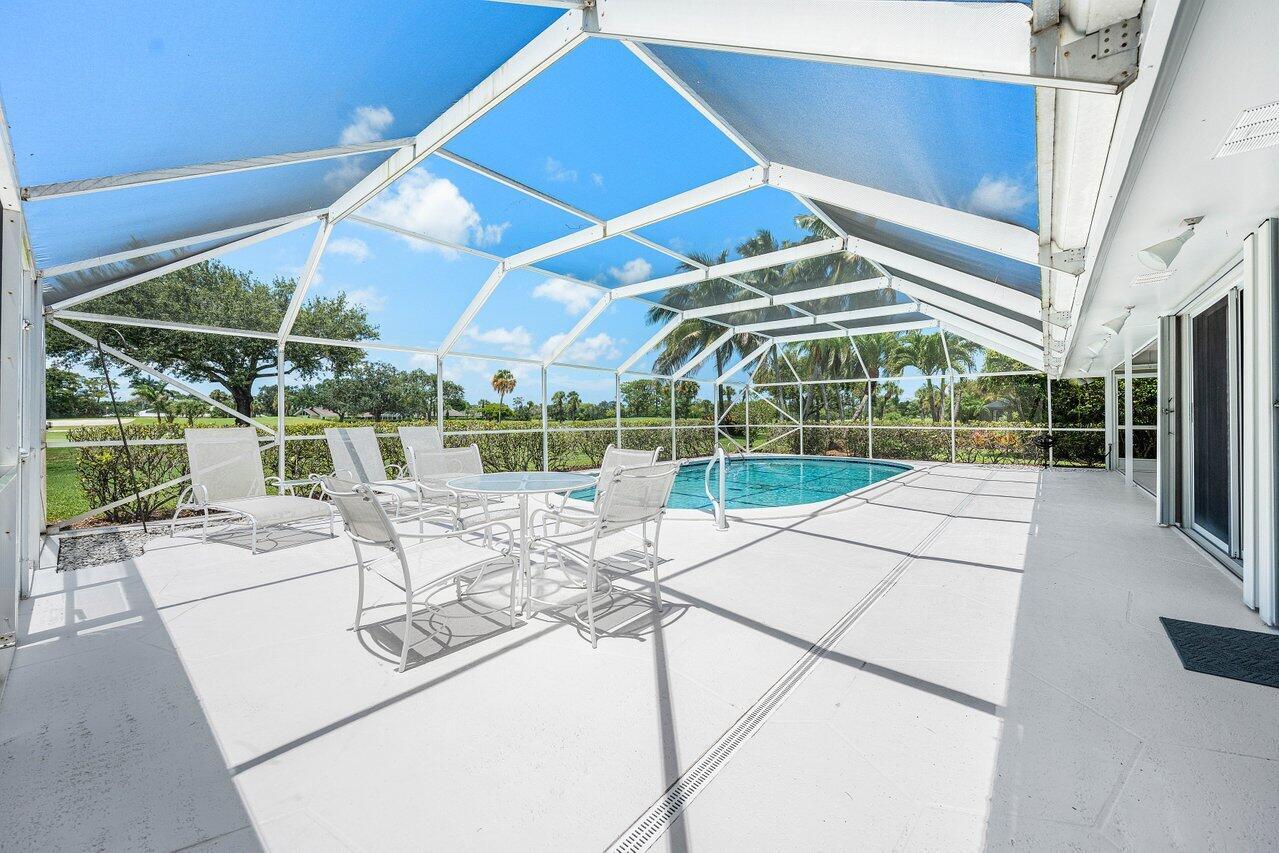 489 S Country Club Drive