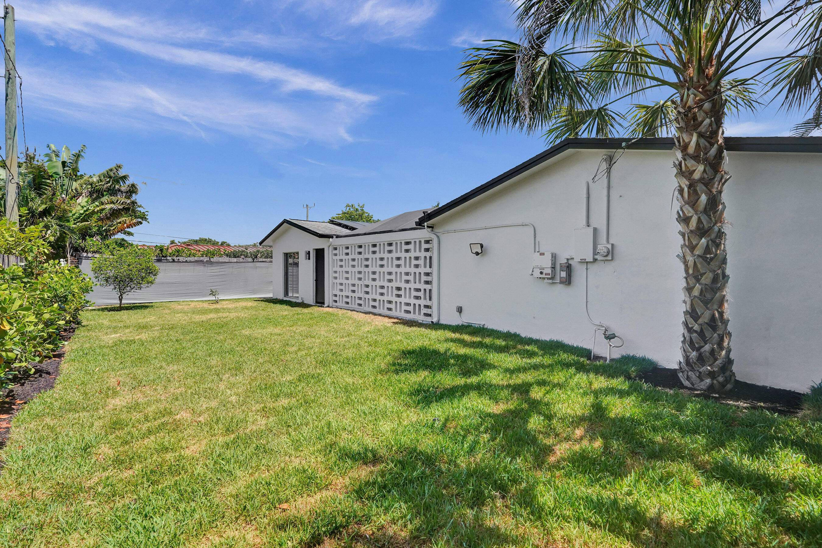 450 NW 15th Street
