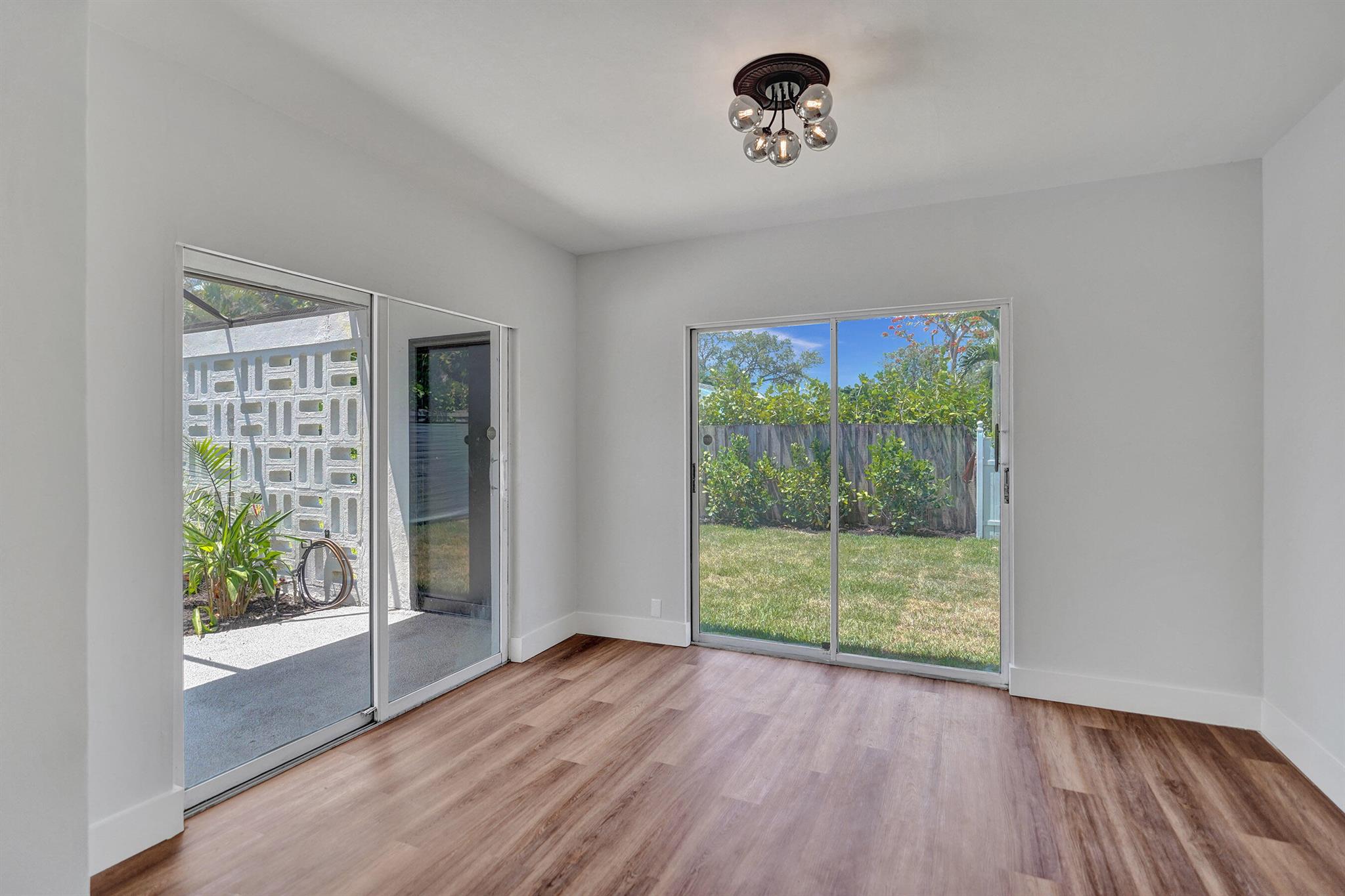 450 NW 15th Street