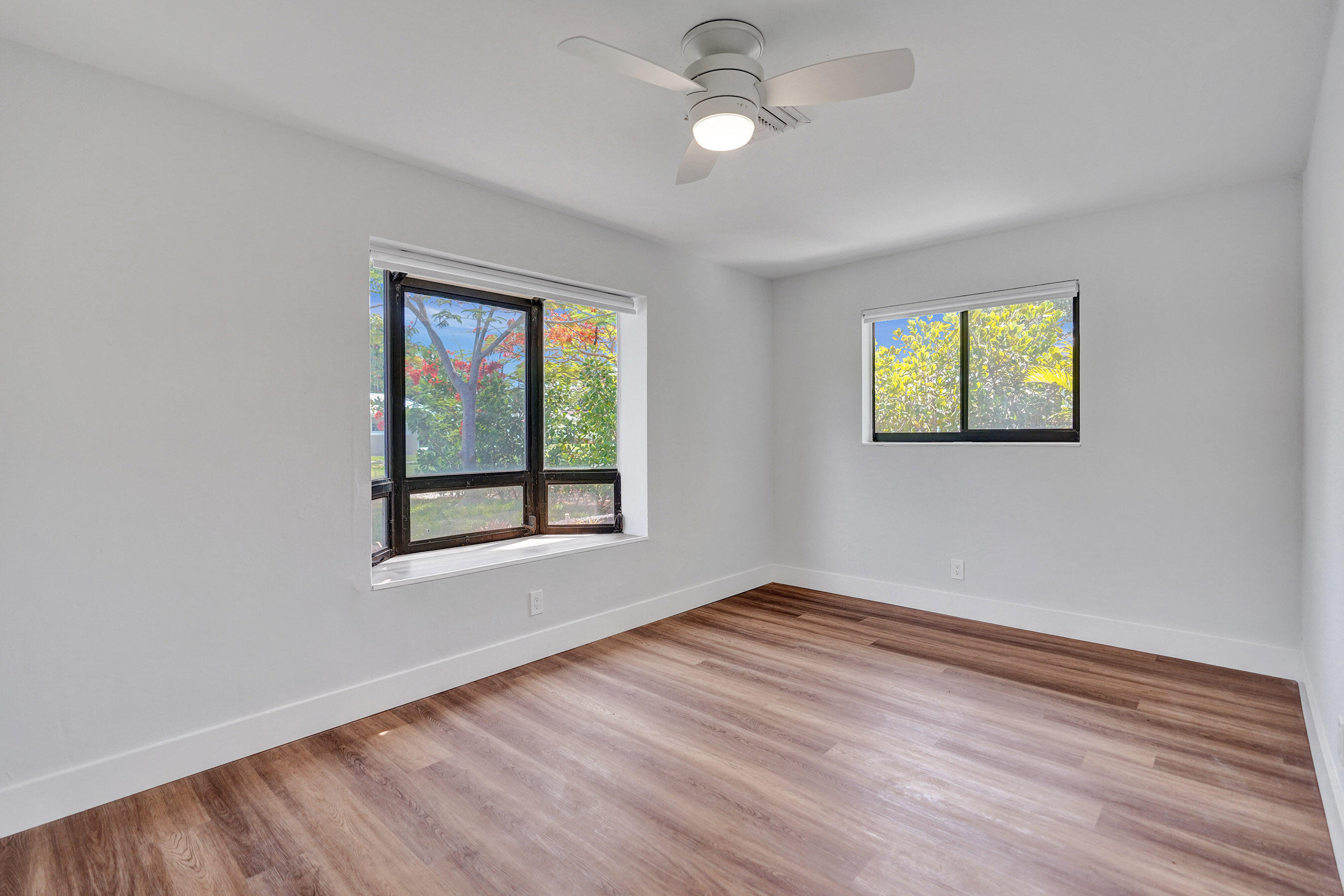 450 NW 15th Street