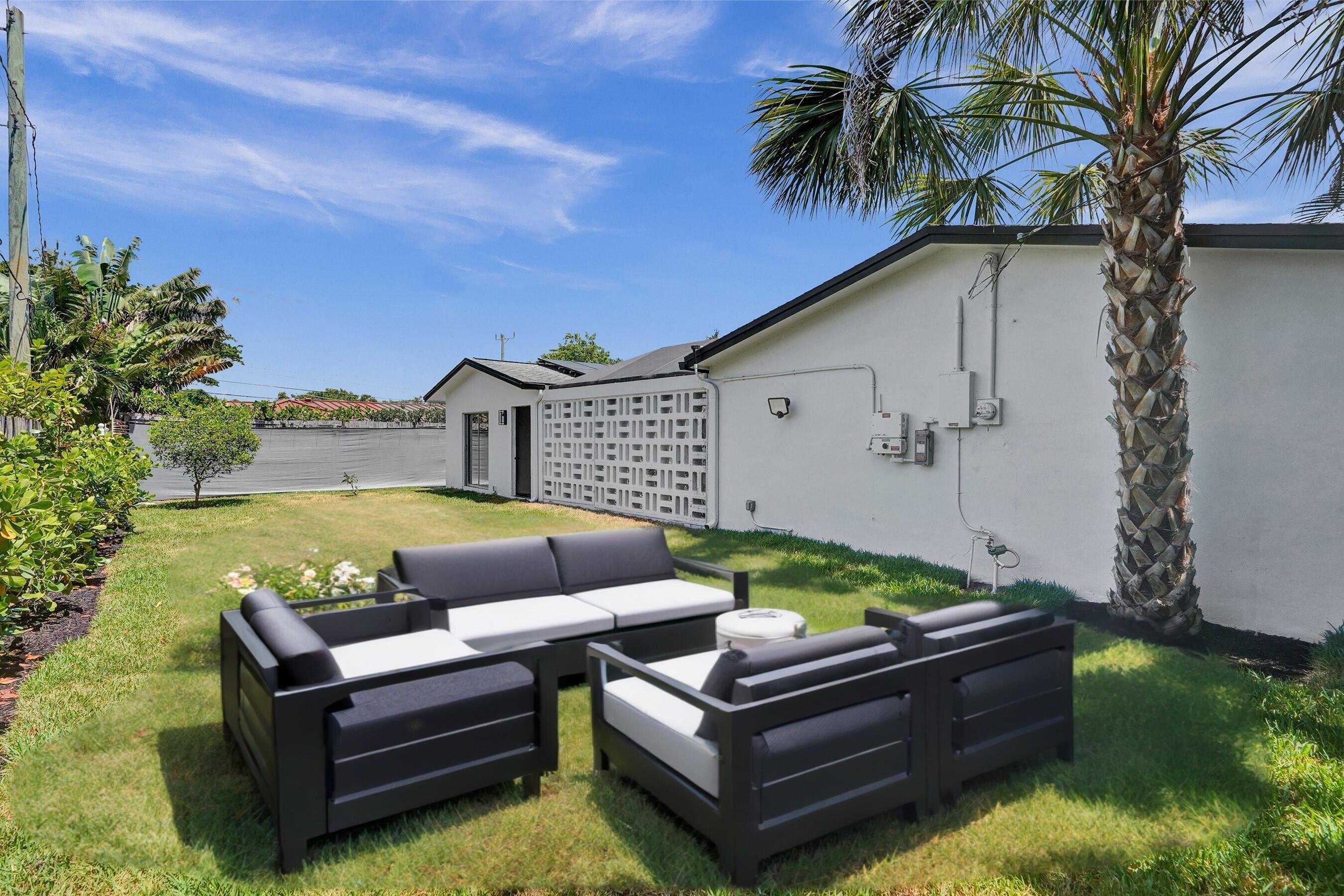 450 NW 15th Street