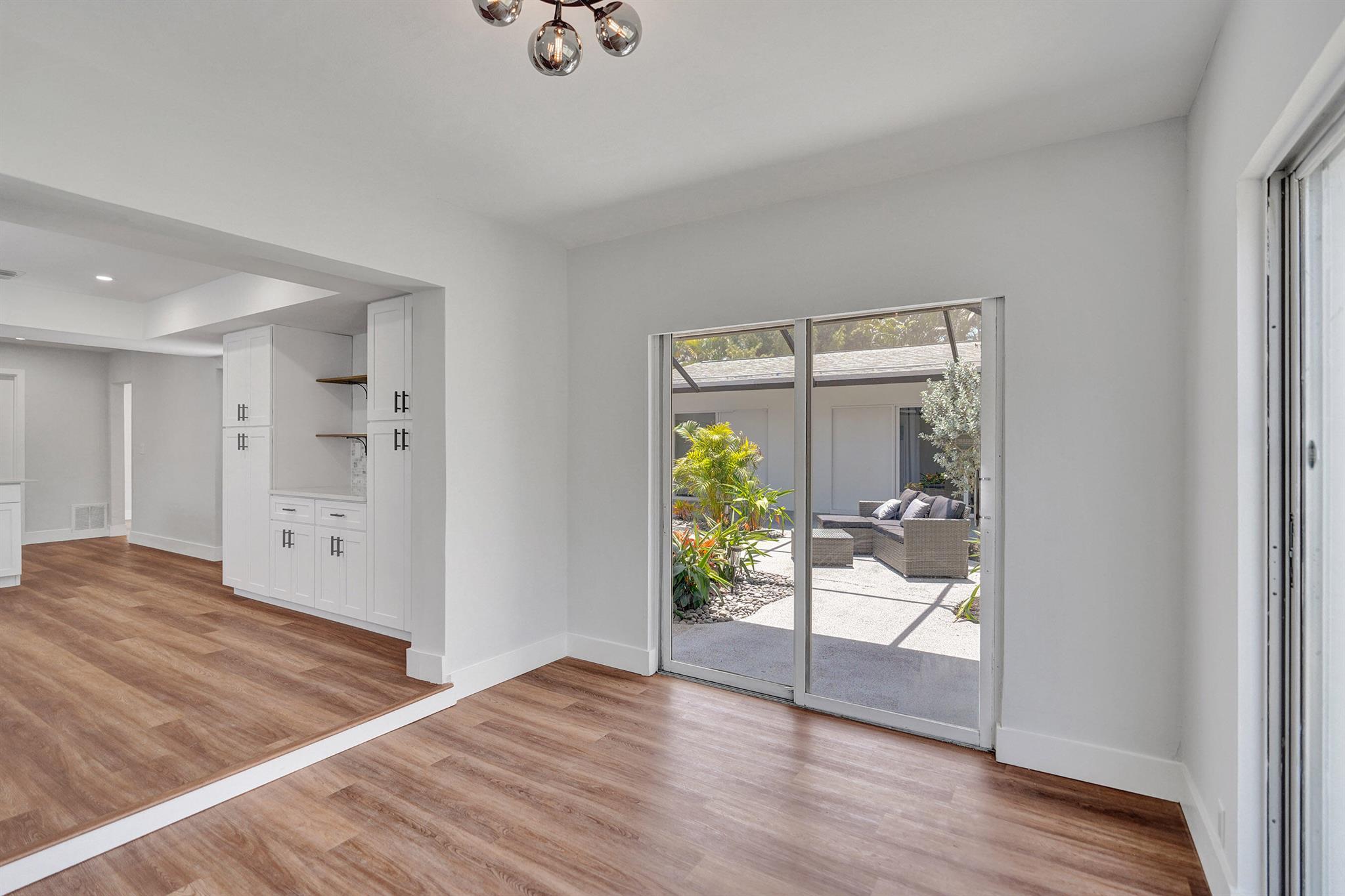 450 NW 15th Street