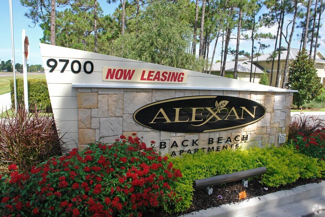 5500 N Military Trail