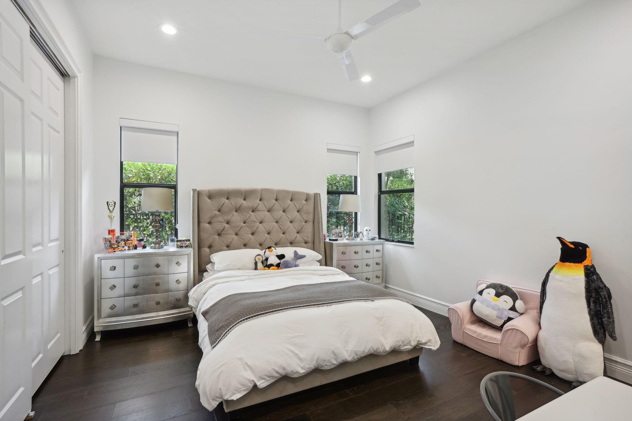 16770 Burlington Bristol Lane