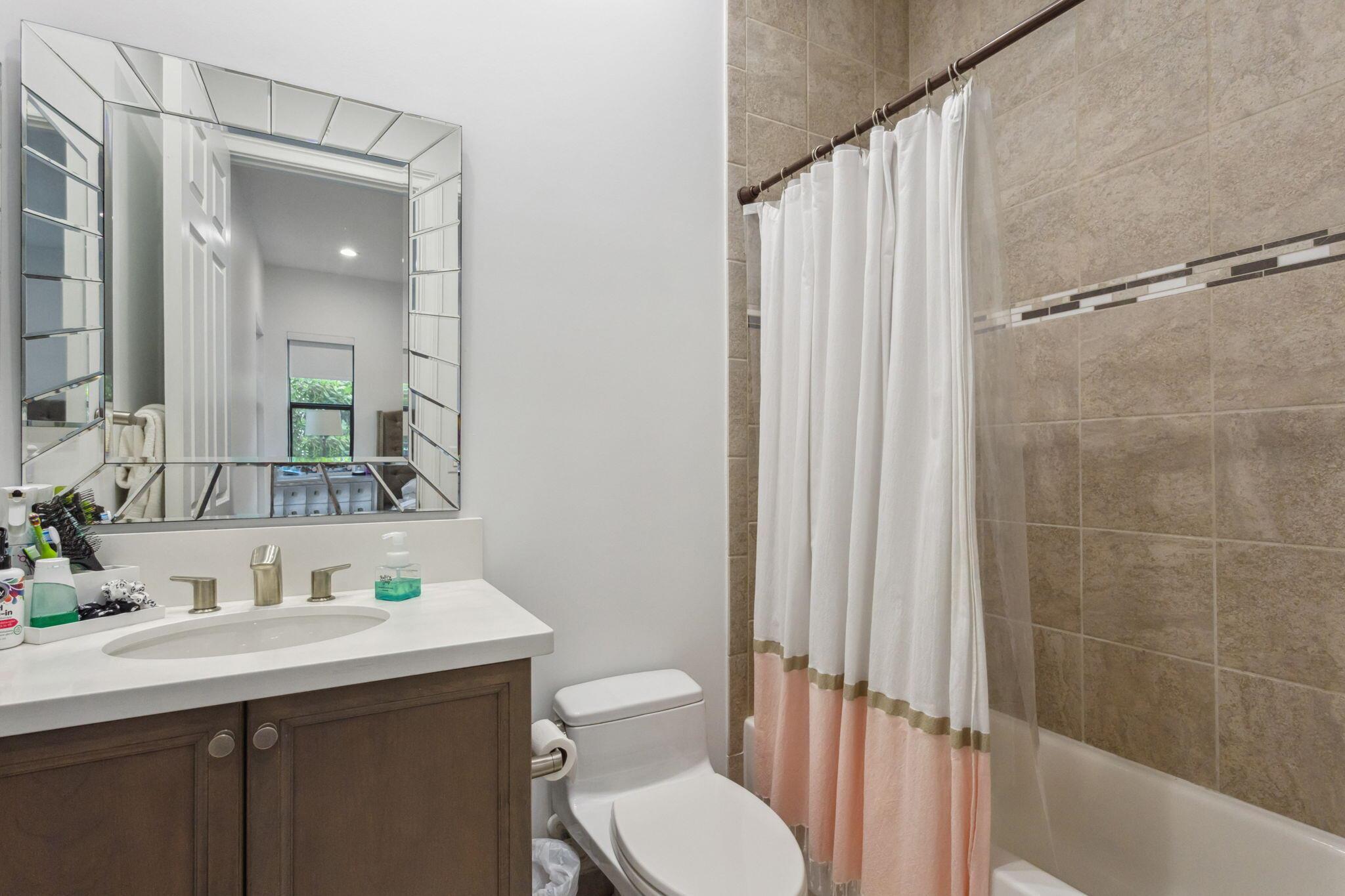 16770 Burlington Bristol Lane