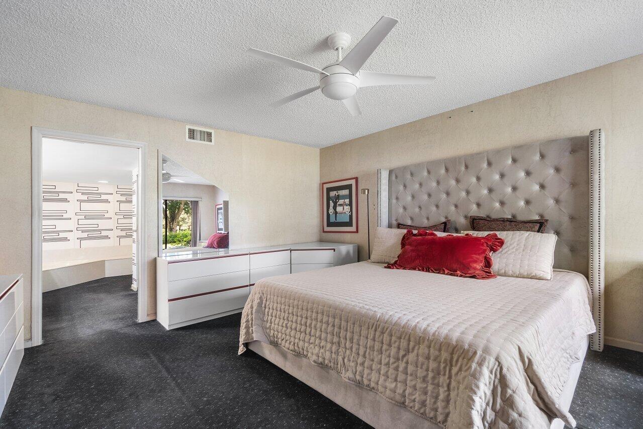 15321 Strathearn Drive 10902
