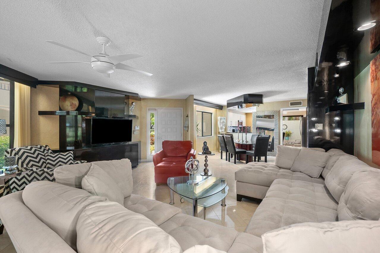 15321 Strathearn Drive 10902