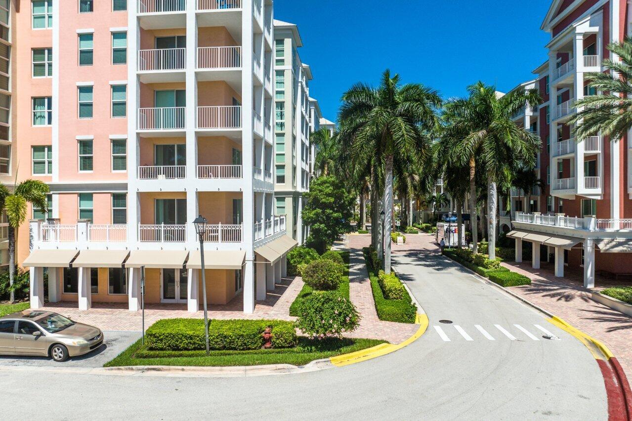 804 E Windward Way 201