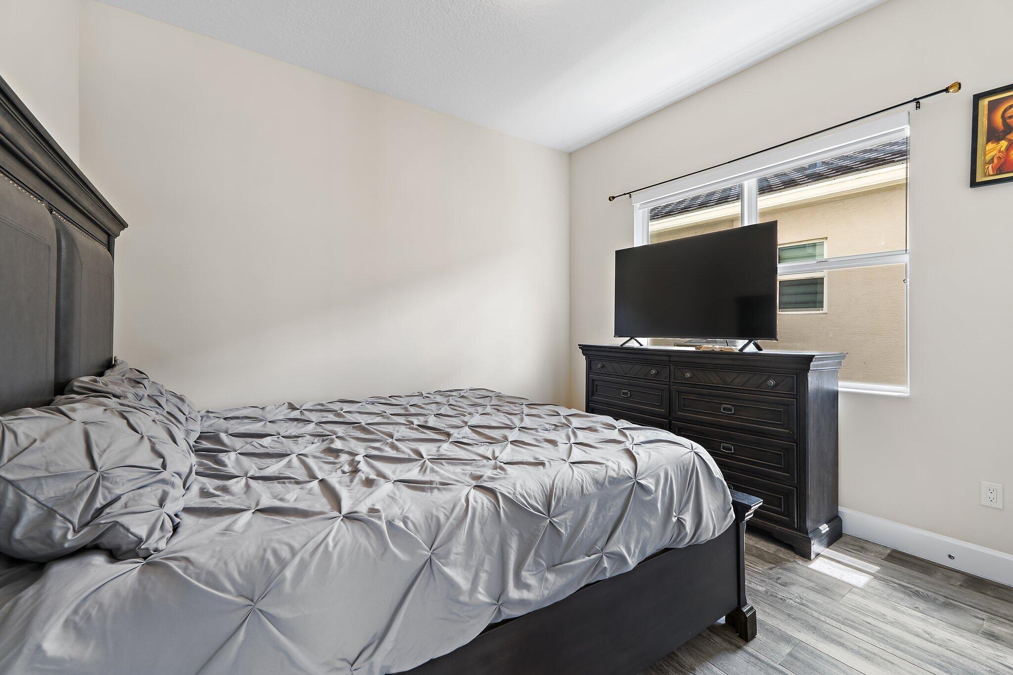 15834 Hummingbird Lane