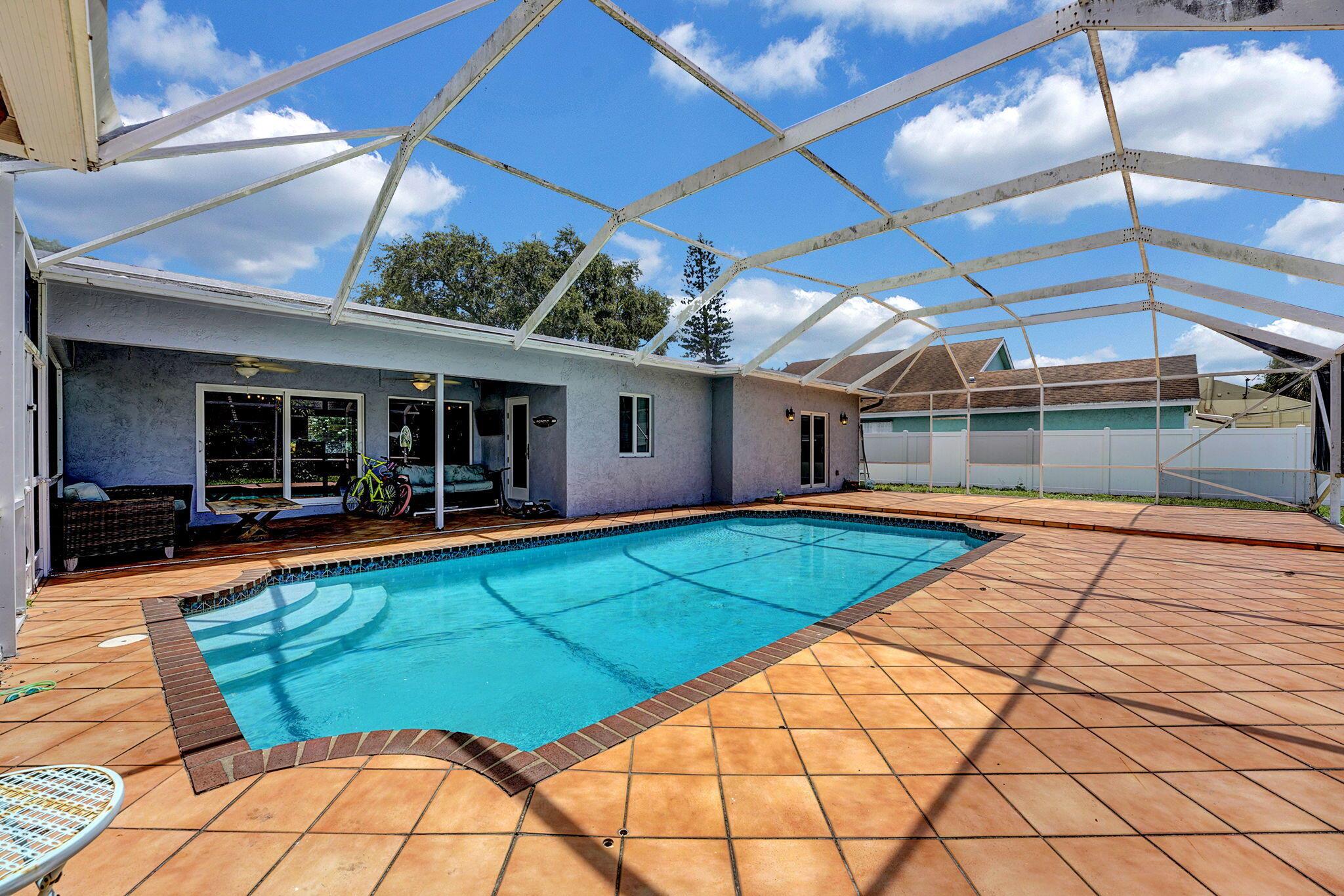1260 SW 17th Street