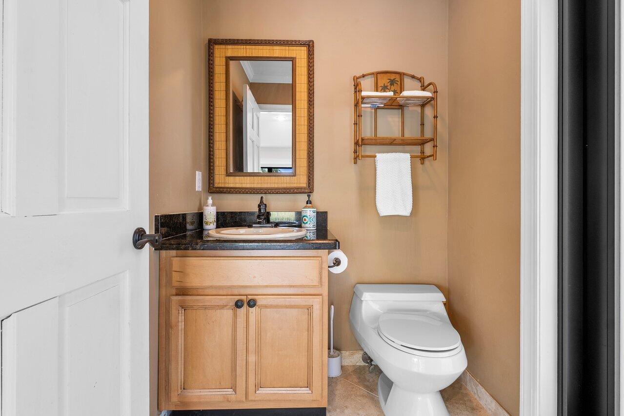 10744 Avenida Santa Ana