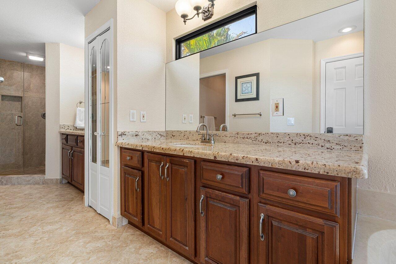 10744 Avenida Santa Ana