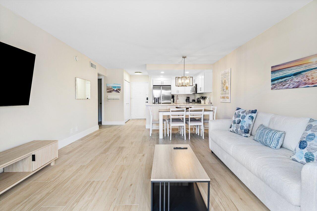 550 Bayshore Drive 312