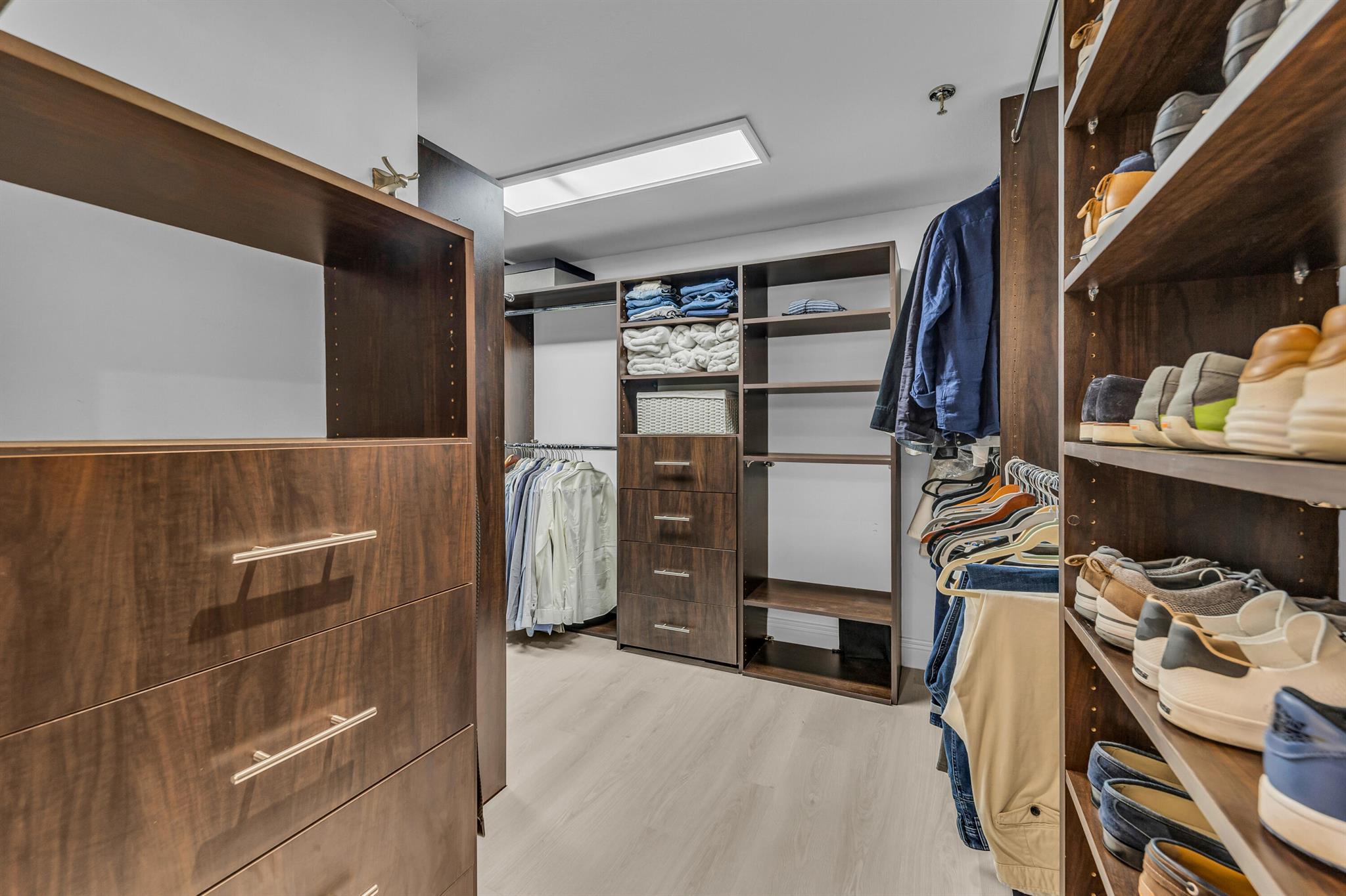 7572 Regency Lake Drive 402