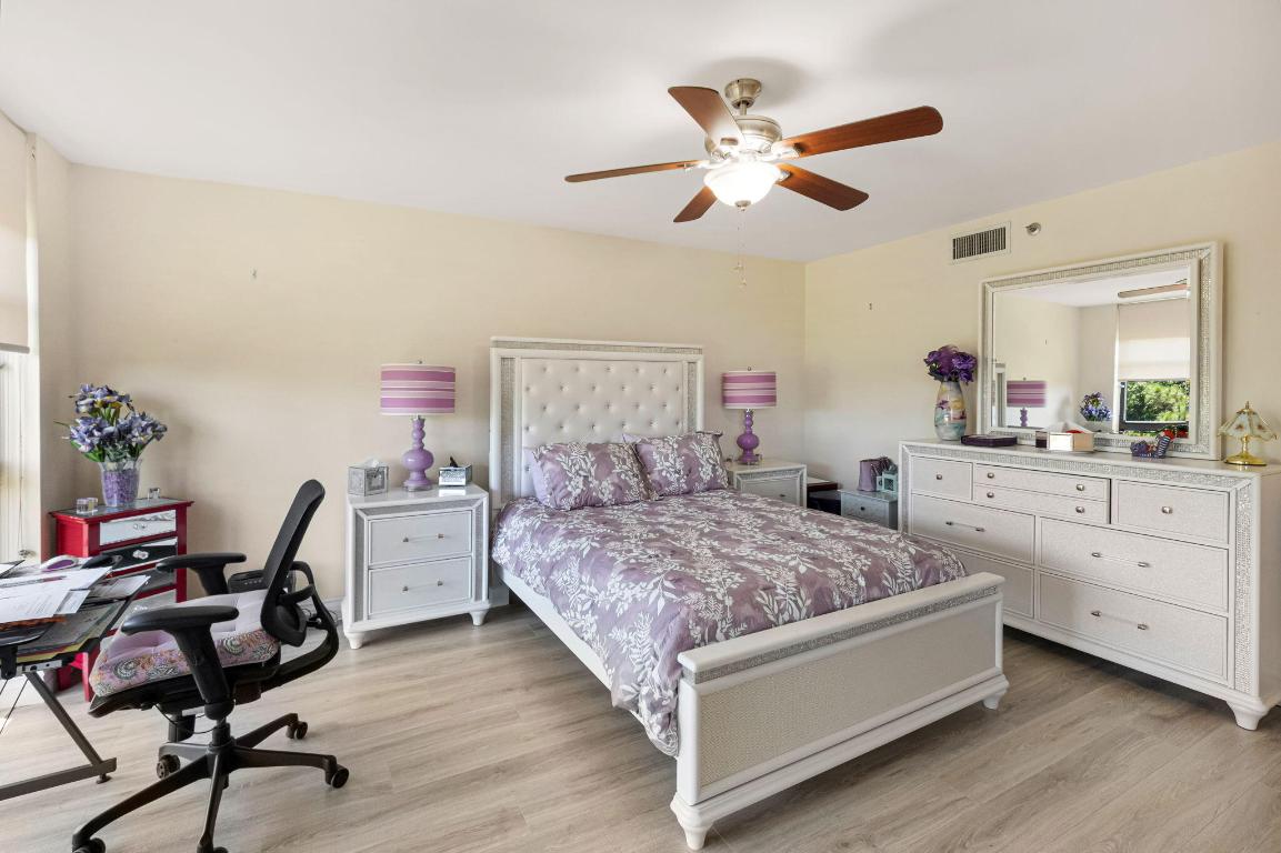 6562 Boca Del Mar Drive 523, Boca Raton Unit: 523