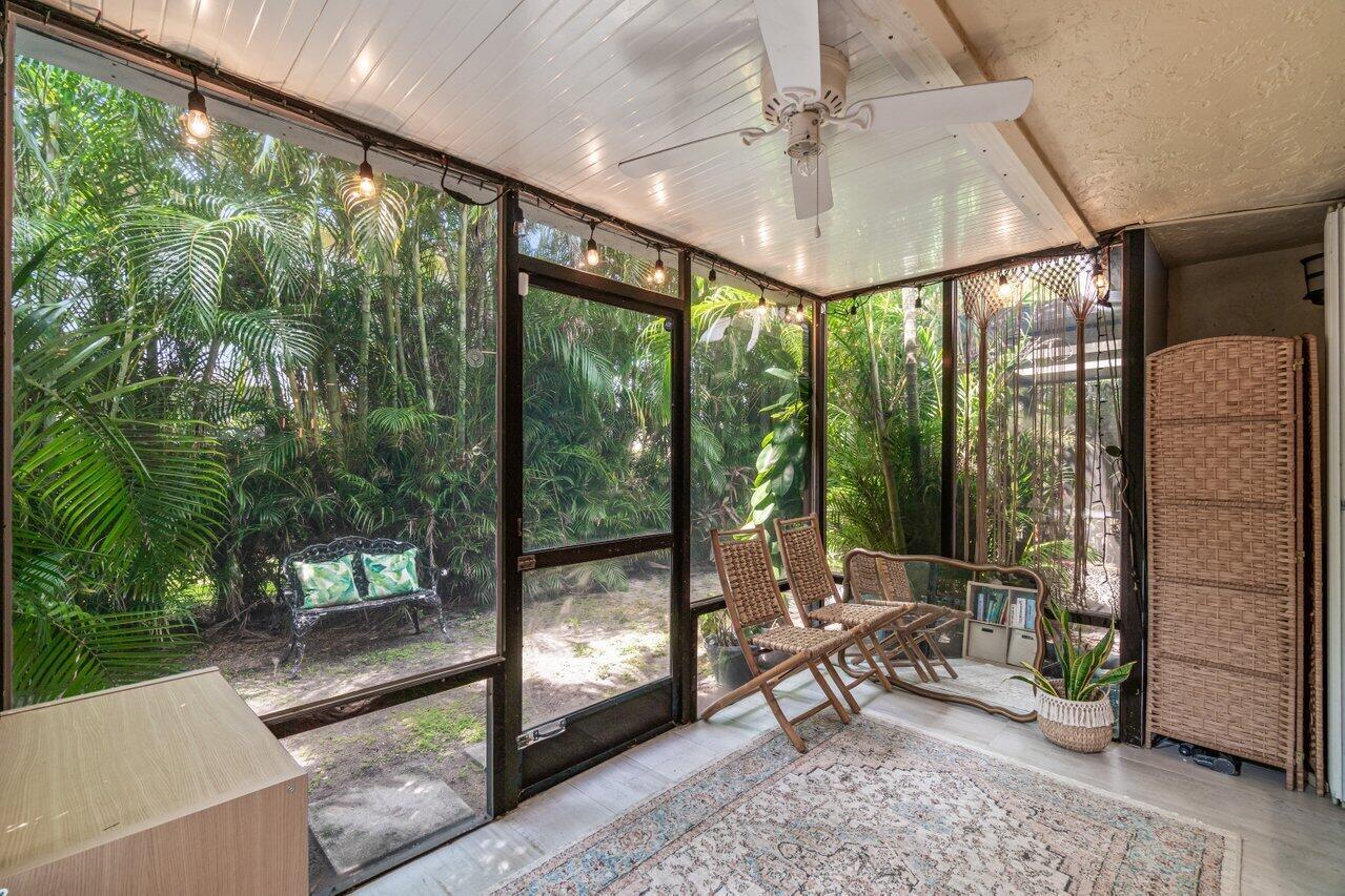 2104 NE 44 Street 20