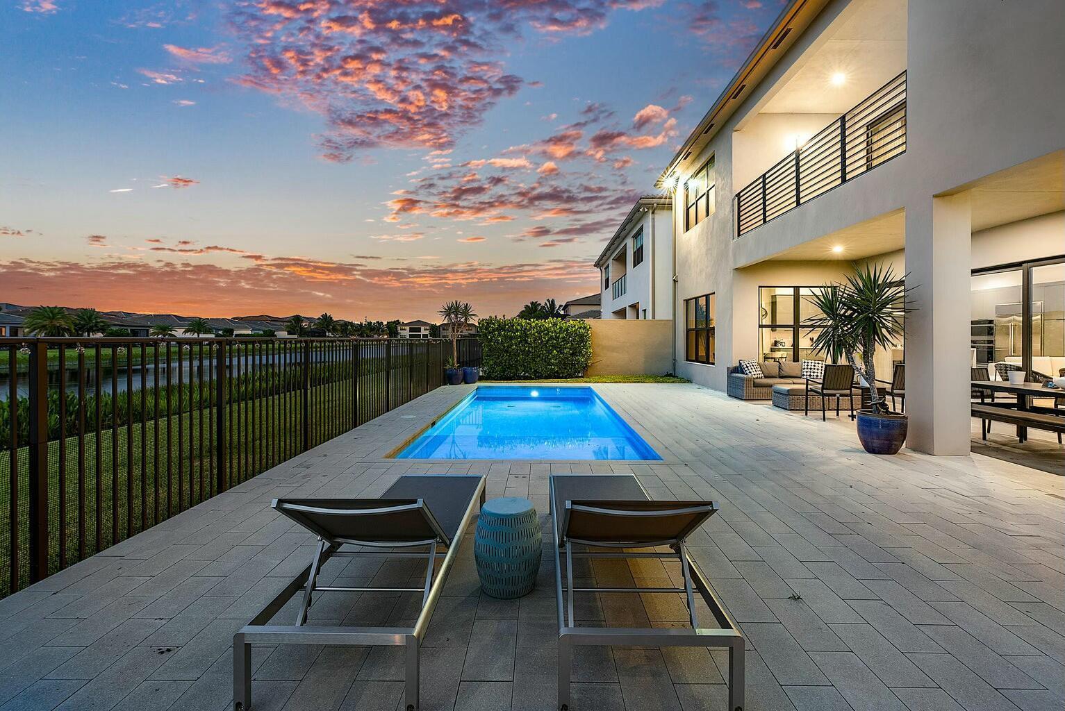 8635 Dearborn River Way