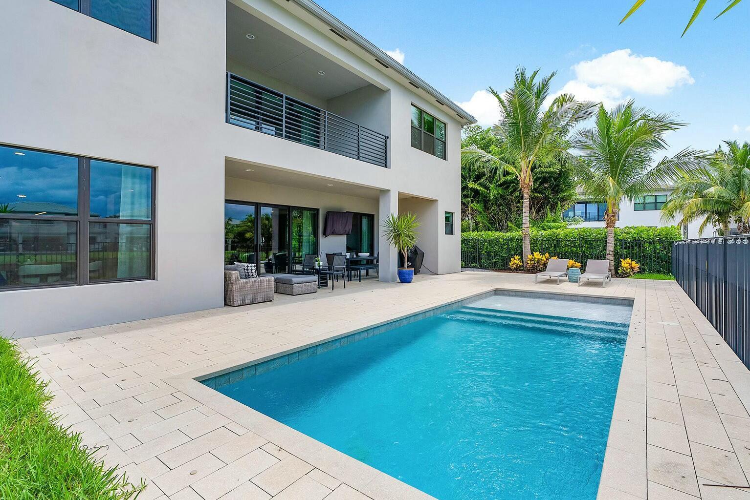 8635 Dearborn River Way