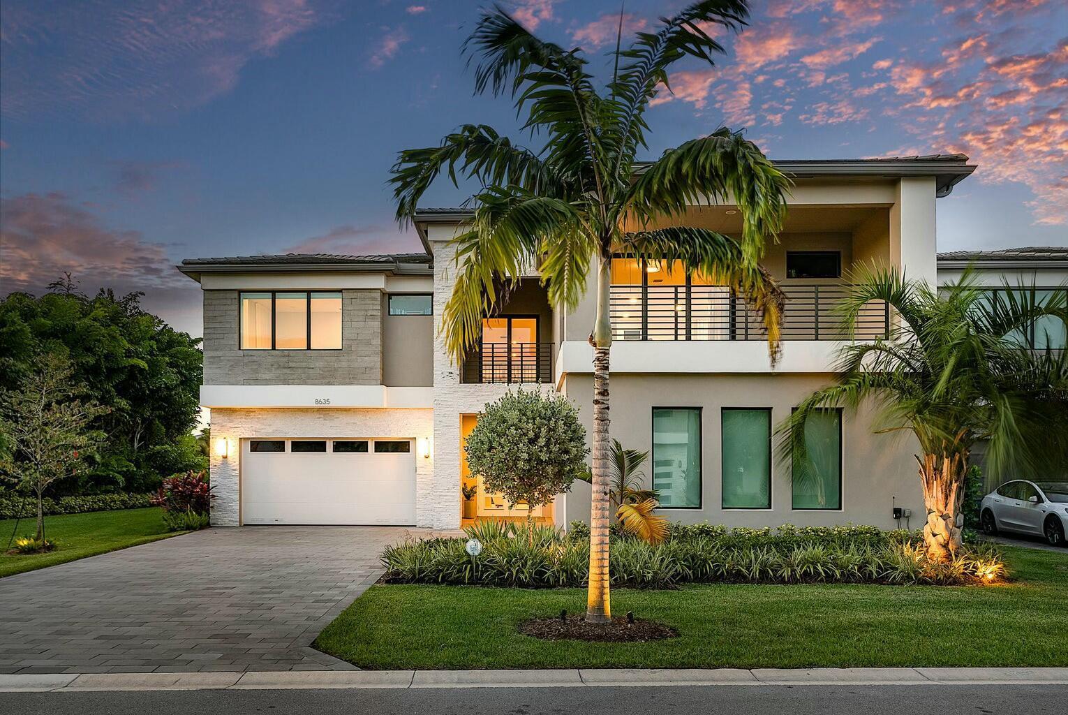 8635 Dearborn River Way