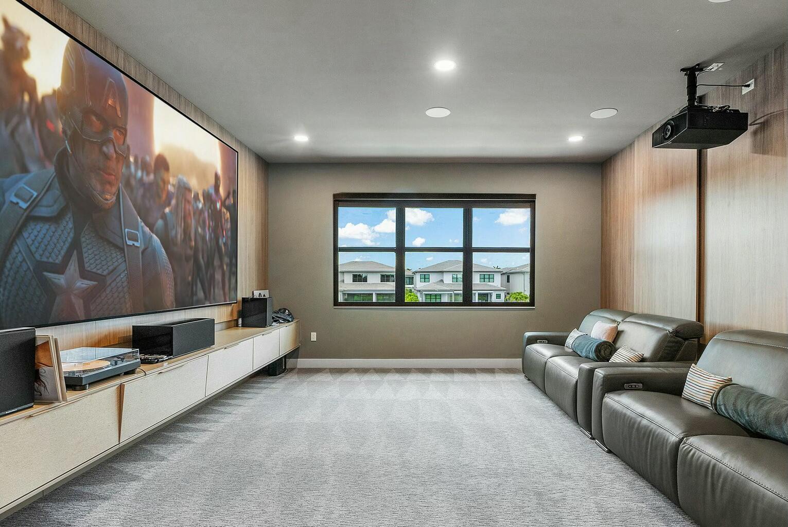 8635 Dearborn River Way