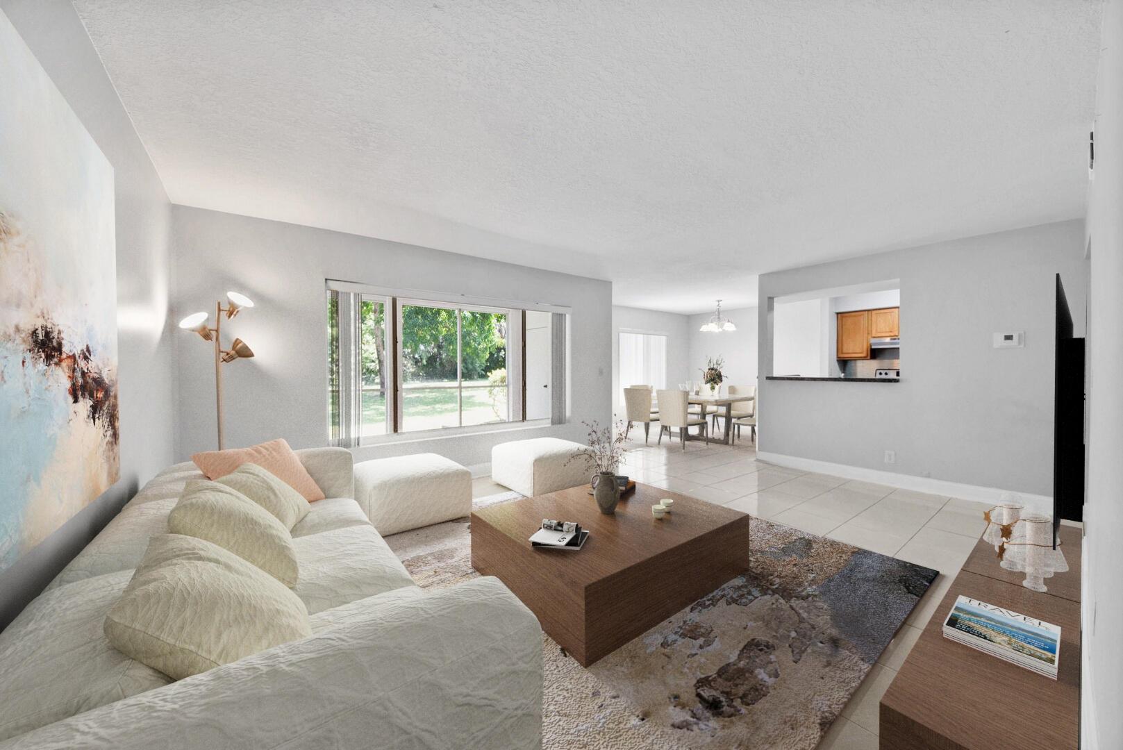 815 W Boynton Beach Boulevard 16-103