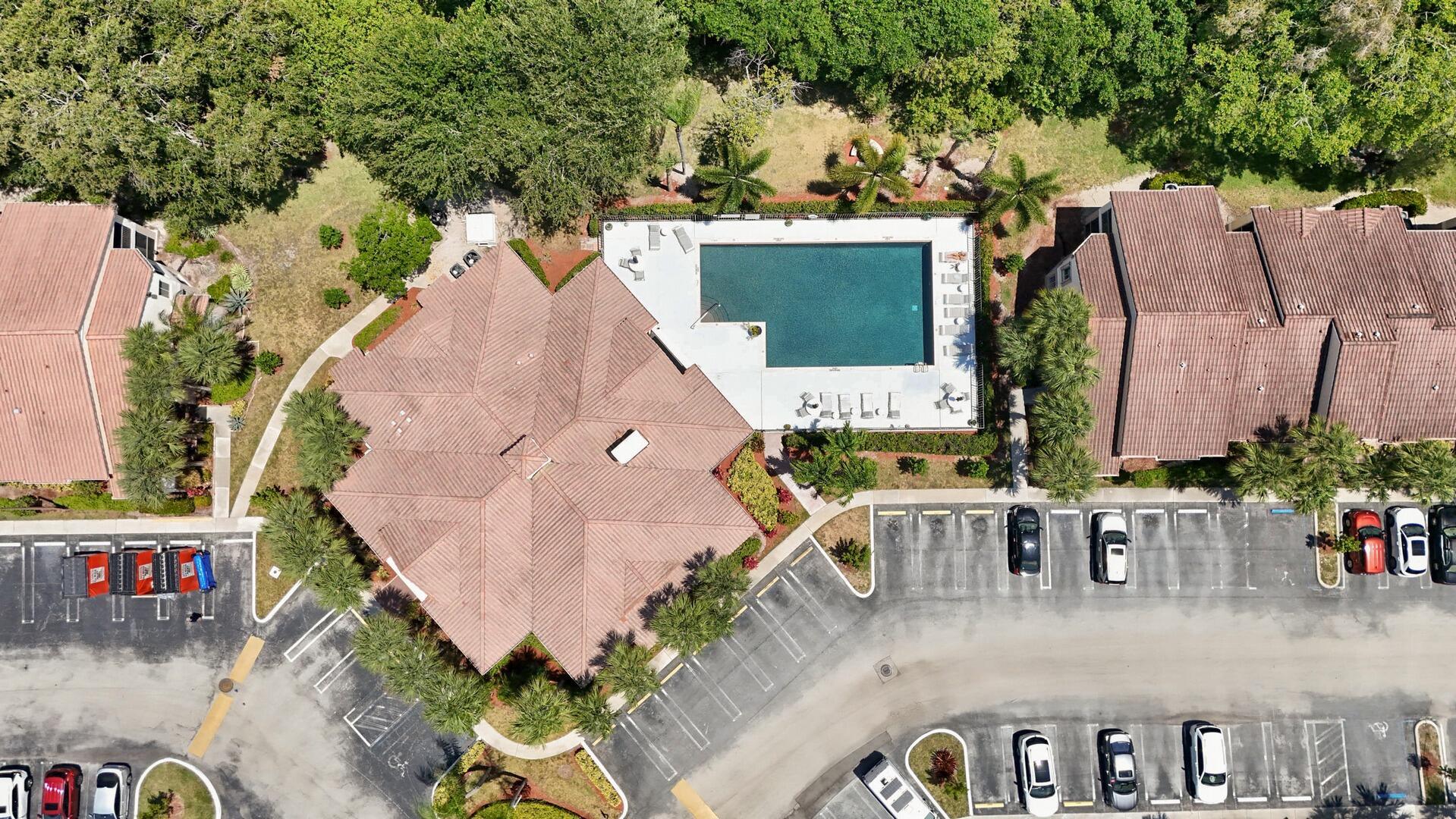 815 W Boynton Beach Boulevard 16-103