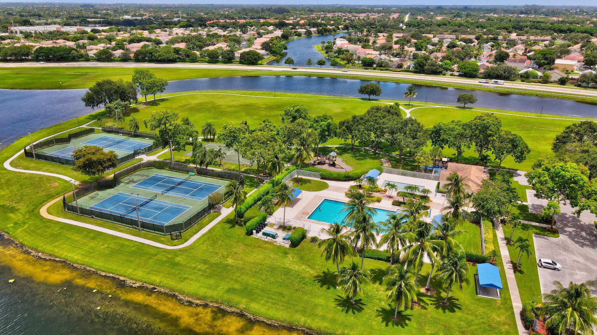 7989 Lakewood Cove Court, Lake Worth