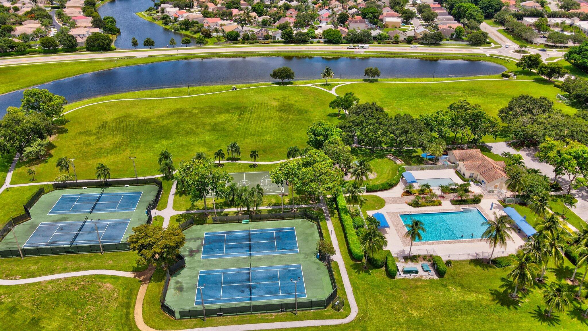 7989 Lakewood Cove Court, Lake Worth