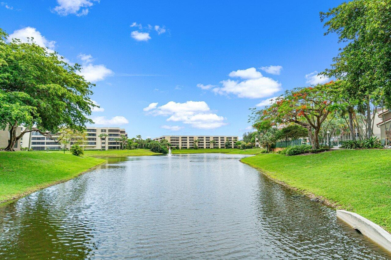 1825 Palm Cove Boulevard 7-307