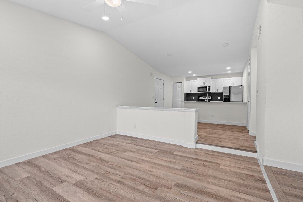 1825 Palm Cove Boulevard 7-307