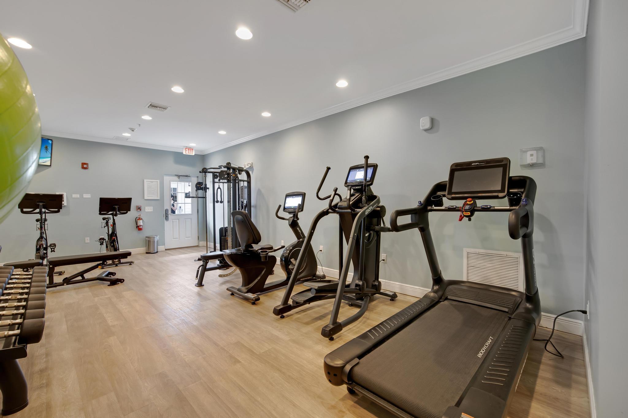 2600 Overseas Highway 37