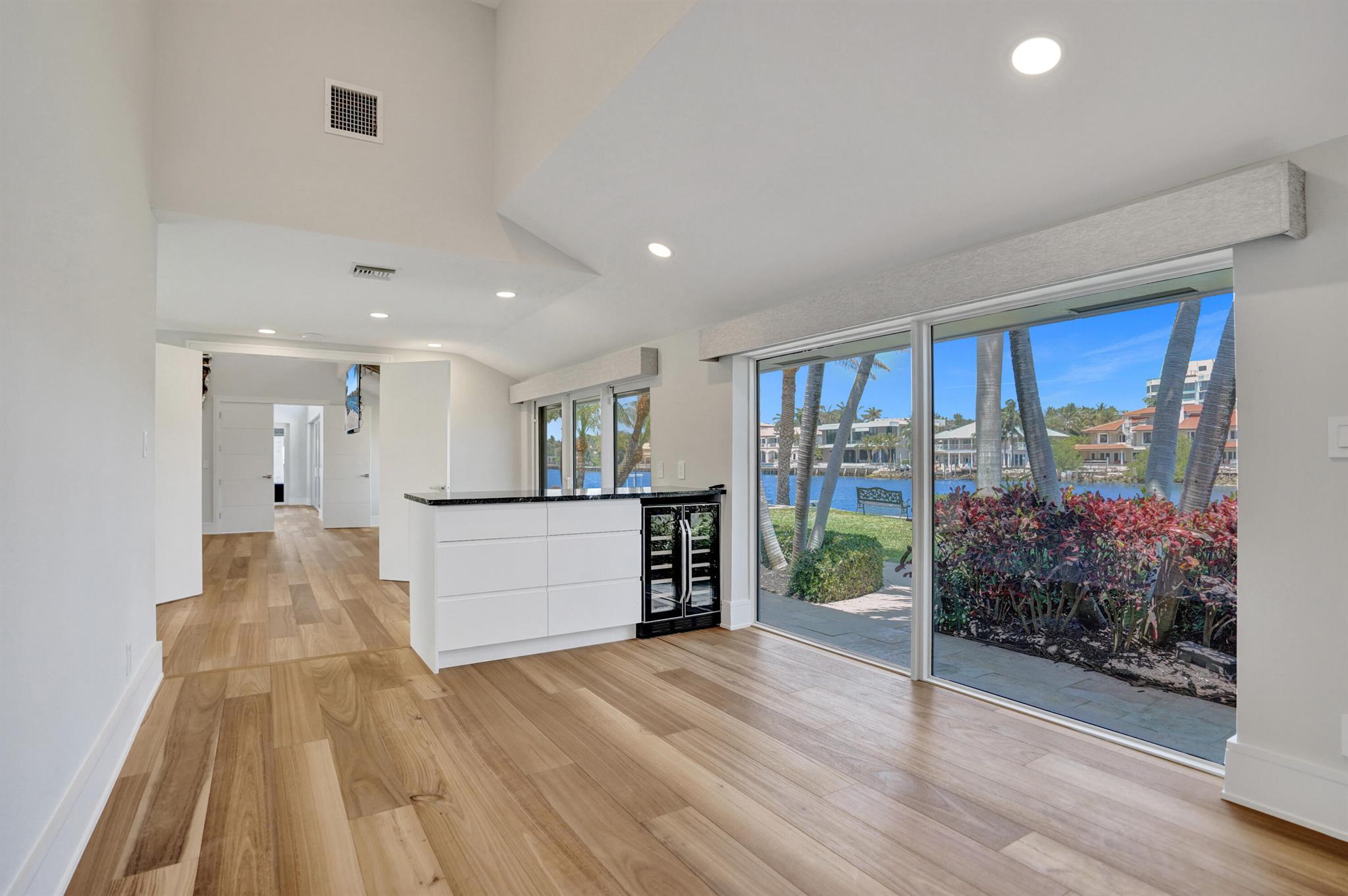 961 Iris Drive