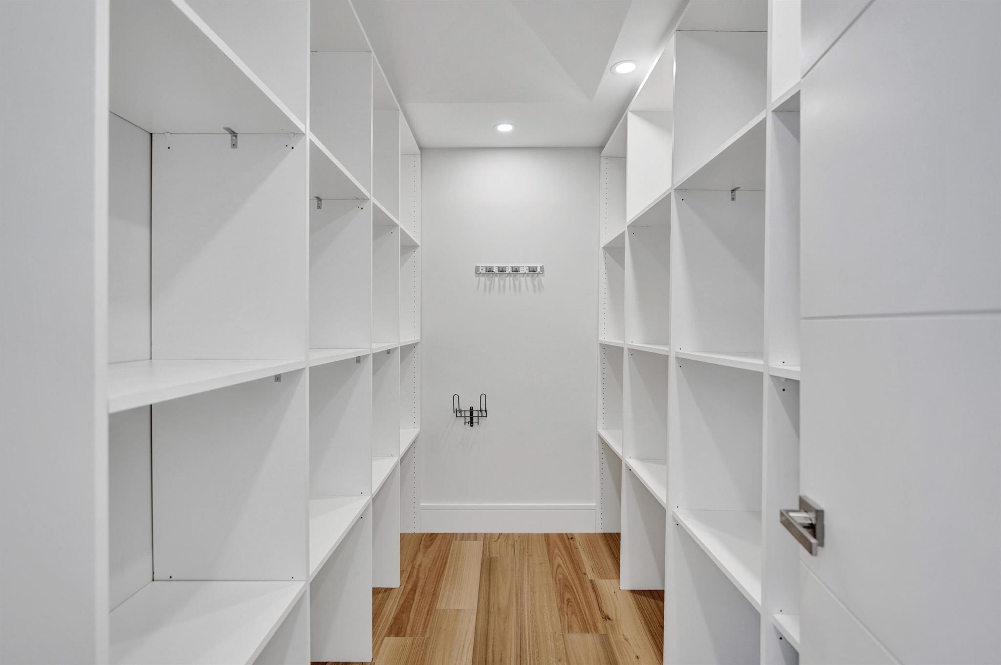 961 Iris Drive