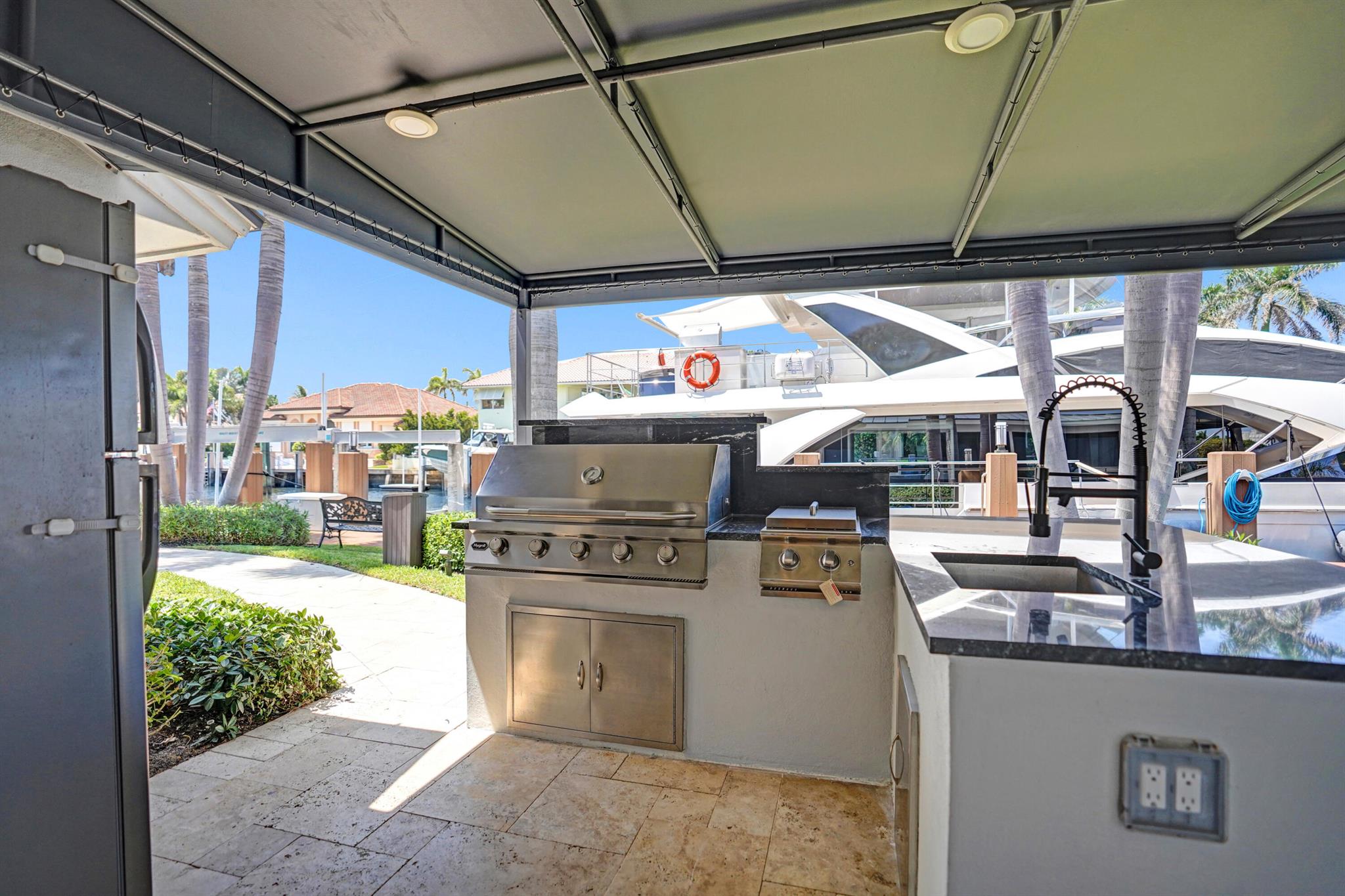 961 Iris Drive