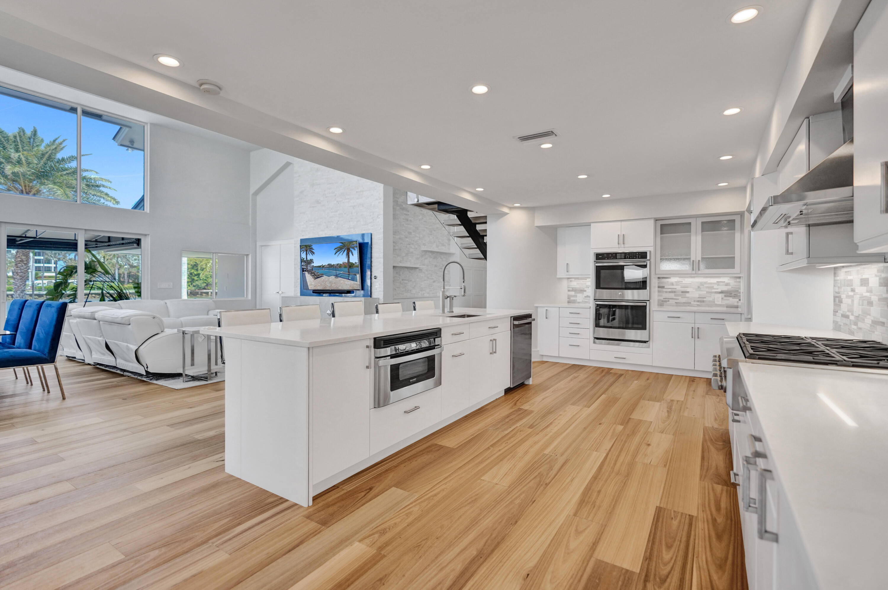 961 Iris Drive